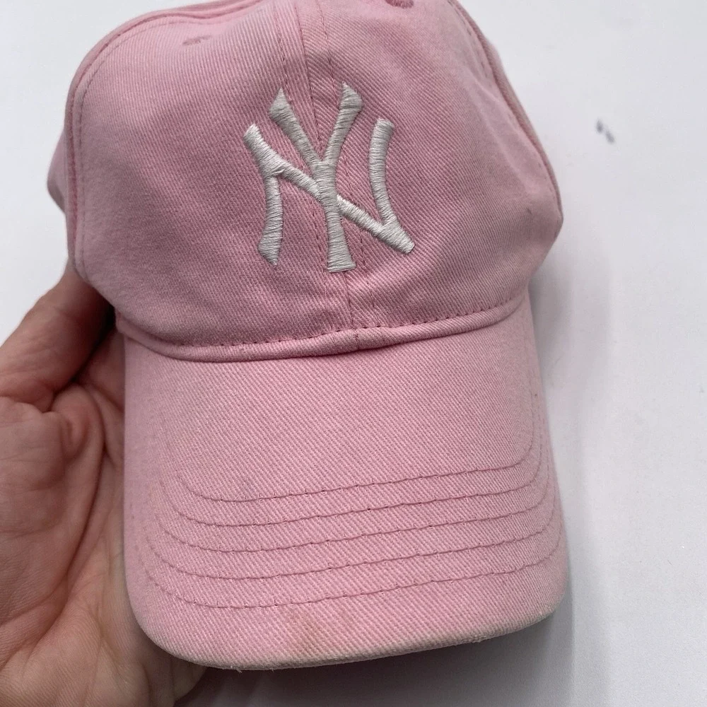 New York Yankees Infant Girls Hat PINk 47 Brand Adjustable Baseball Hat Cleaned‎